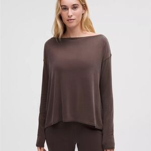 Lululemon Drapey Softstreme Off-The-Shoulder Long-Sleeve Shirt